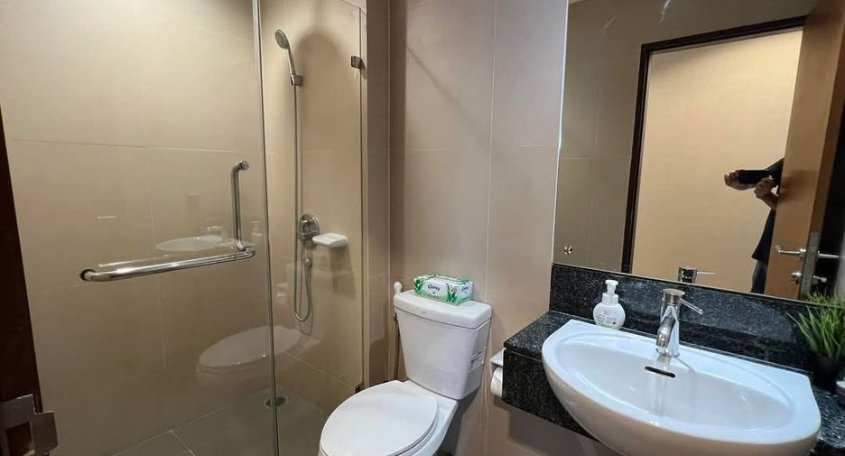 For sale 2 bedrooms condo in Watthana, Bangkok