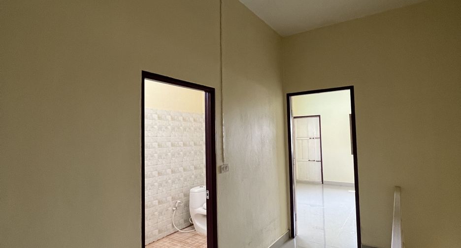 Продажа 2 спальни таунхаус в Mueang Kamphaeng Phet, Кампхэнгпхет