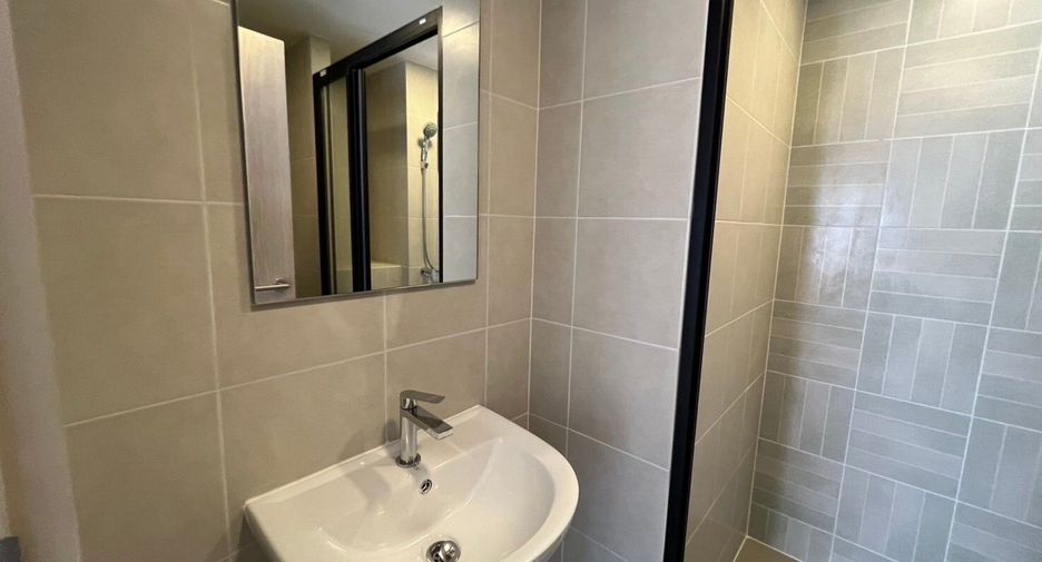 For rent studio condo in Khlong Luang, Pathum Thani