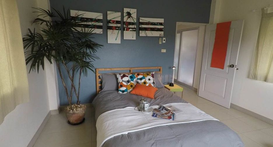 For sale 6 bedrooms house in Mueang Loei, Loei