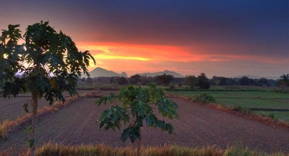 For sale 6 bedrooms house in Mueang Loei, Loei