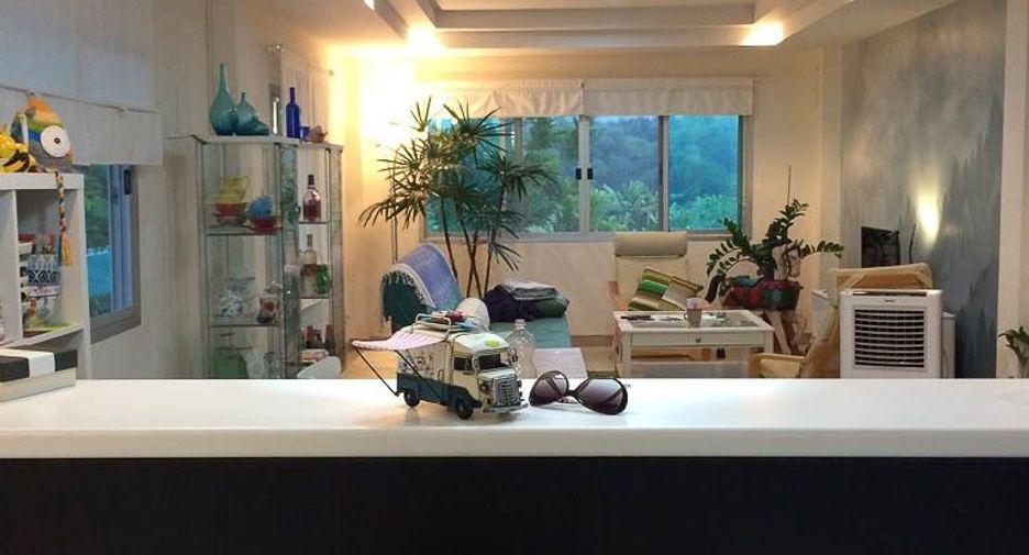 For sale 6 bedrooms house in Mueang Loei, Loei