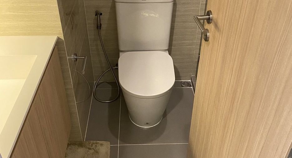 For sale 1 Beds condo in Phaya Thai, Bangkok