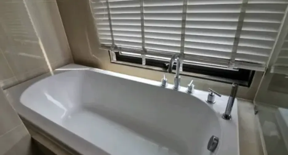 For sale 2 bedrooms condo in Watthana, Bangkok