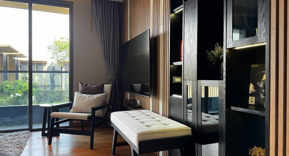 For sale 2 bedrooms condo in Khlong Toei, Bangkok