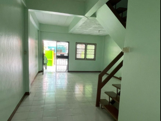 Продажа 4 спальни таунхаус в Khlong Luang, Патумтани