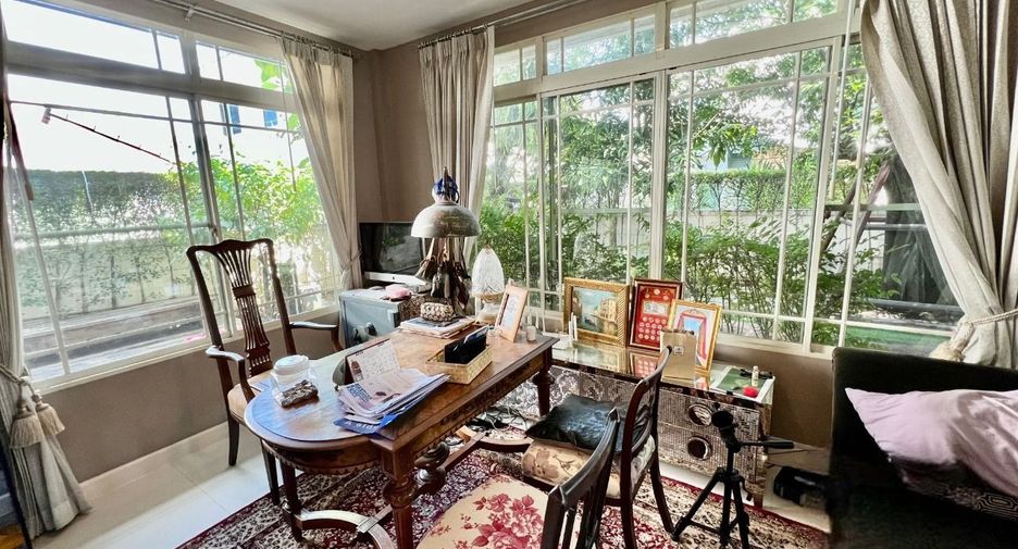 À vendre 4 chambres maison à Sai Mai, Bangkok