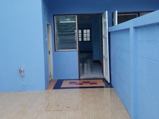 For sale 2 bedrooms townhouse in Mueang Nakhon Pathom, Nakhon Pathom