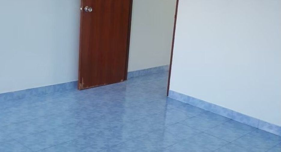 For sale 2 bedrooms townhouse in Mueang Nakhon Pathom, Nakhon Pathom