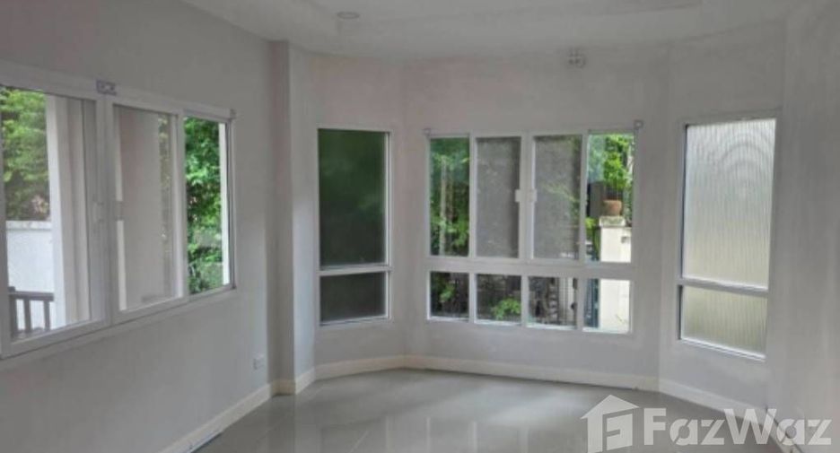 For rent 3 bedrooms house in Mueang Nonthaburi, Nonthaburi