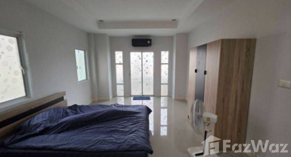 For rent 3 bedrooms house in Mueang Nonthaburi, Nonthaburi