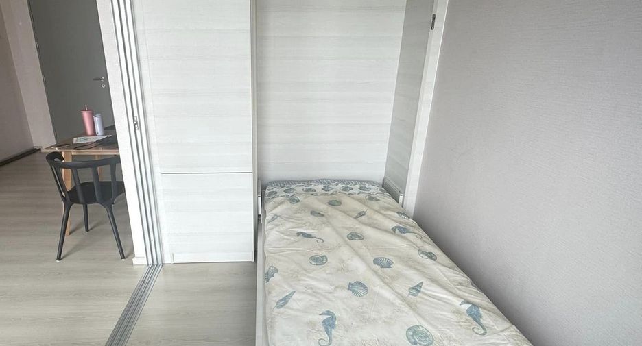 For sale 2 bedrooms condo in Huai Khwang, Bangkok