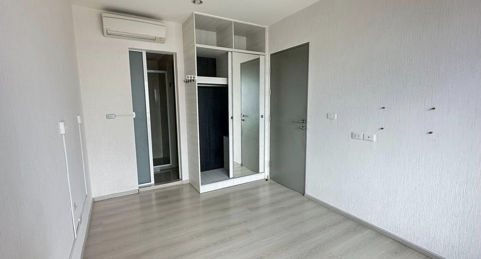 For sale 2 bedrooms condo in Huai Khwang, Bangkok