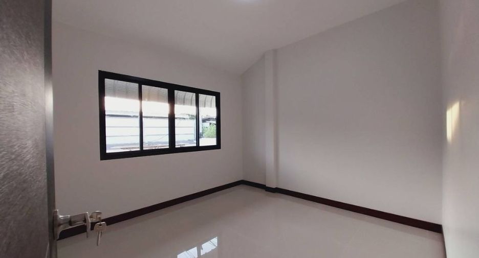 À vendre 3 chambres maison à Mueang Maha Sarakham, Maha Sarakham