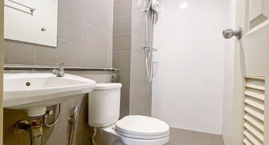 For sale 1 bed condo in Mueang Samut Prakan, Samut Prakan