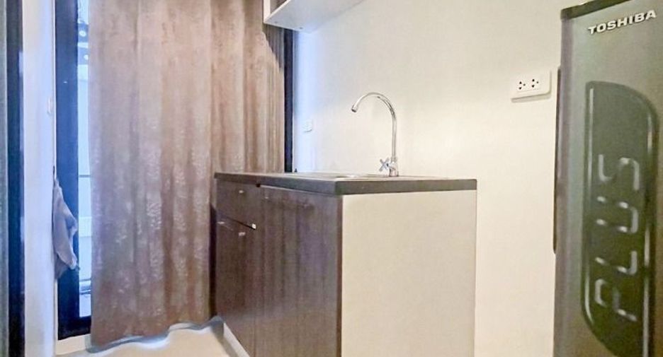 For sale 1 bed condo in Mueang Samut Prakan, Samut Prakan