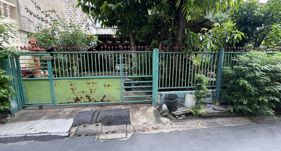 Terreno en venta en Bang Sue, Bangkok