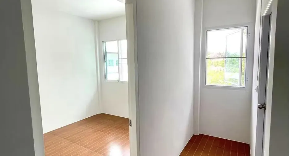 À vendre 3 chambres maison de ville à Mueang Samut Prakan, Samut Prakan