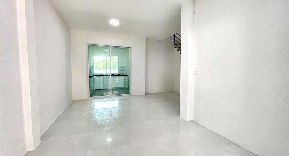 À vendre 3 chambres maison de ville à Mueang Samut Prakan, Samut Prakan