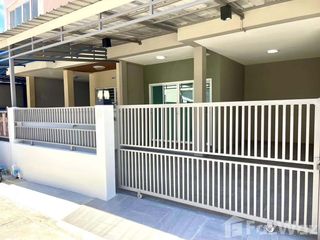 À vendre 3 chambres maison de ville à Mueang Samut Prakan, Samut Prakan
