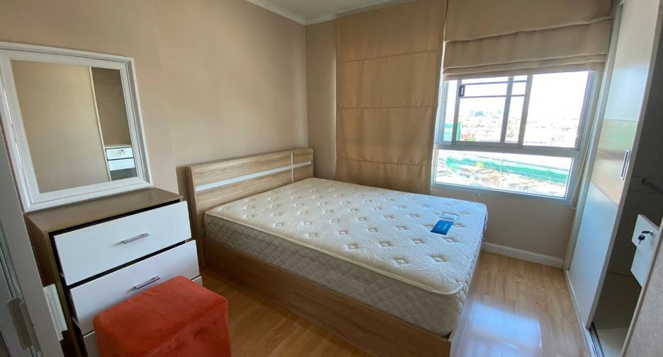 For sale studio condo in Wang Thonglang, Bangkok