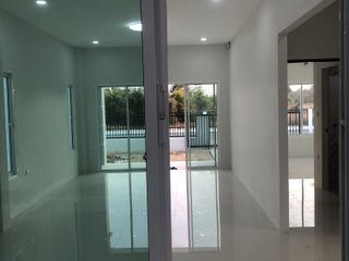 For sale 3 bedrooms house in Mueang Nakhon Sawan, Nakhon Sawan