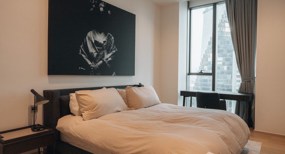 For sale 2 bedrooms condo in Khlong Toei, Bangkok