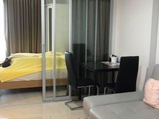 出售 1 卧室 公寓 在 Huai Khwang, 曼谷