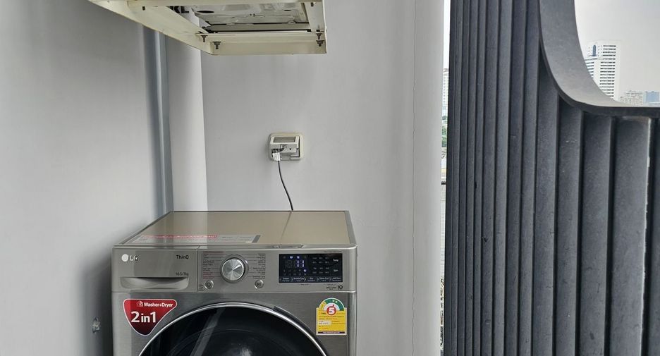 For sale and for rent 1 bed condo in Watthana, Bangkok