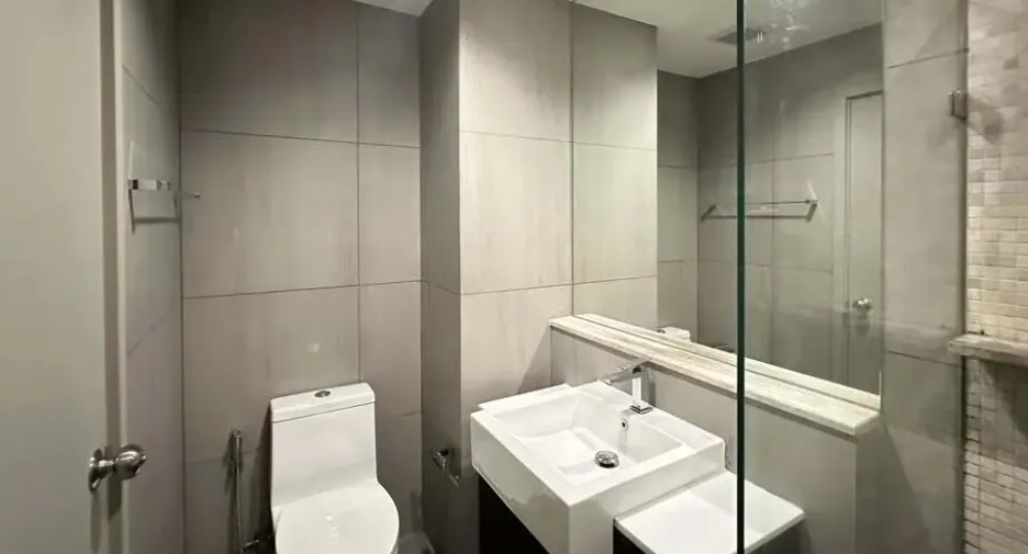 For sale studio condo in Mueang Nonthaburi, Nonthaburi