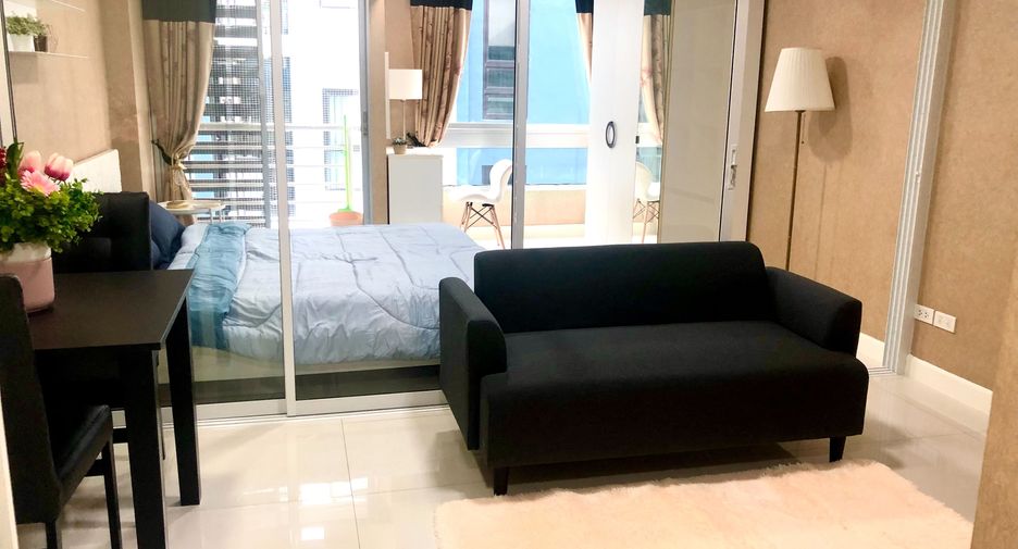 For sale 1 bed condo in Mueang Samut Prakan, Samut Prakan