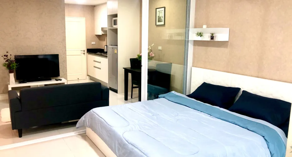 For sale 1 bed condo in Mueang Samut Prakan, Samut Prakan