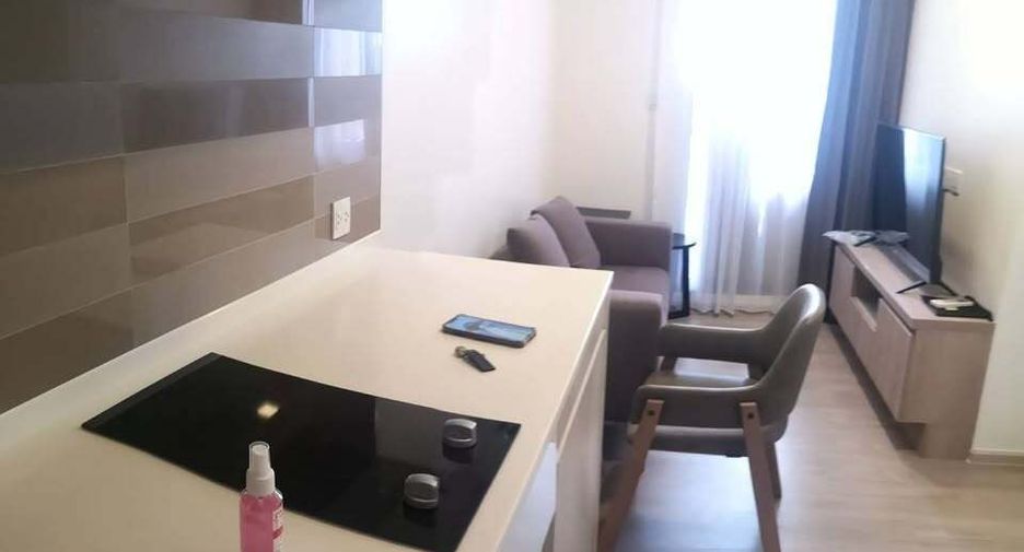 For sale 1 bed condo in Huai Khwang, Bangkok