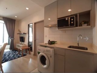 Wohnung zum Kauf mit 1 Zimmer in Phra Khanong, Bangkok