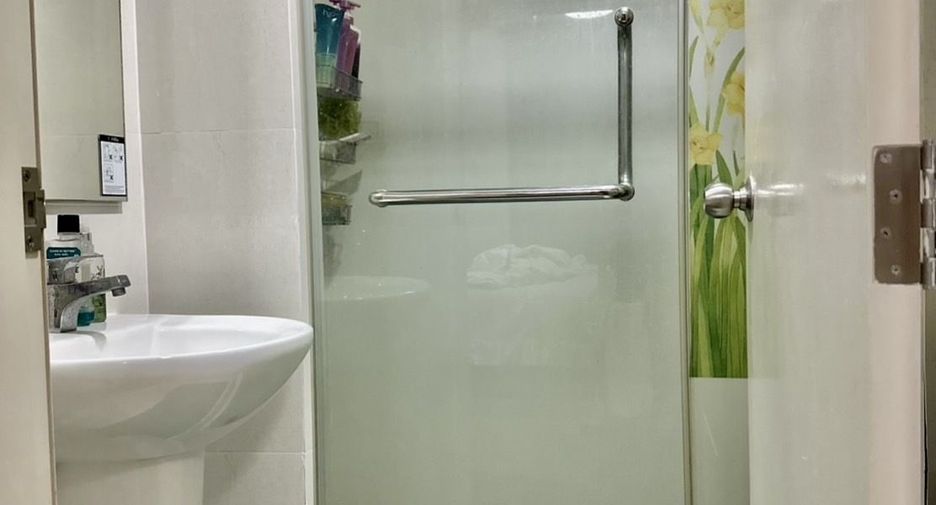 For sale 2 bedrooms condo in Bang Na, Bangkok