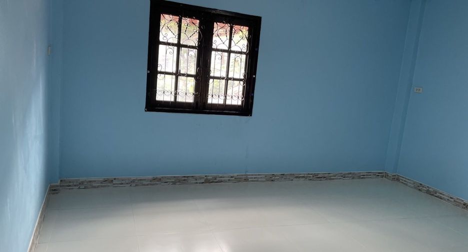 For sale 2 bedrooms townhouse in Mueang Samut Prakan, Samut Prakan