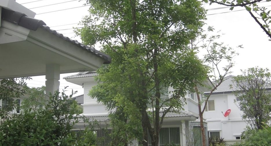 For sale 3 bedrooms house in Bang Bo, Samut Prakan