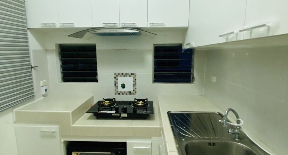 For sale 3 bedrooms house in Bang Bo, Samut Prakan