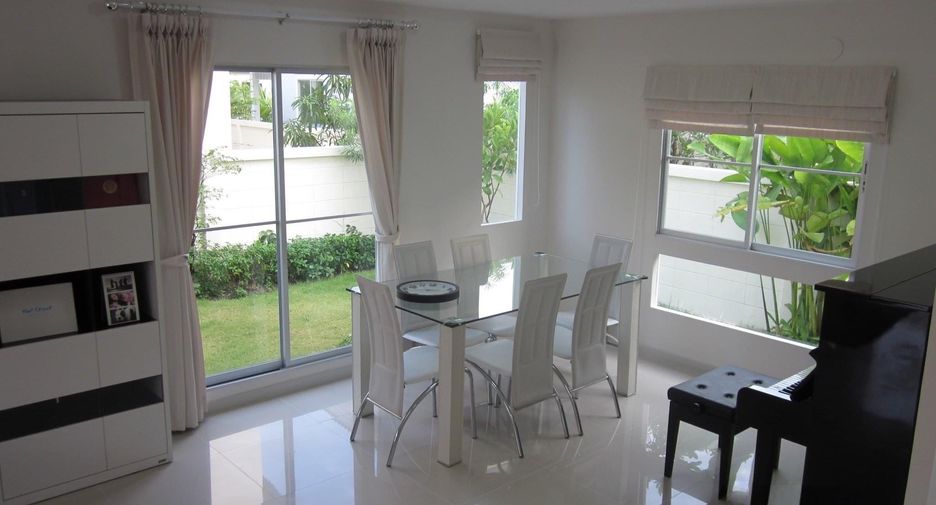 For sale 3 bedrooms house in Bang Bo, Samut Prakan