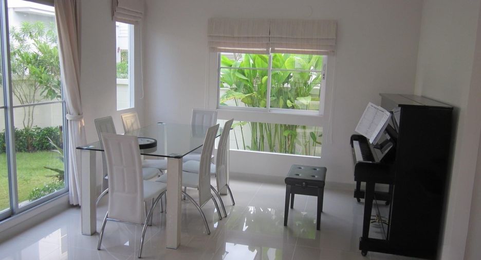 For sale 3 bedrooms house in Bang Bo, Samut Prakan