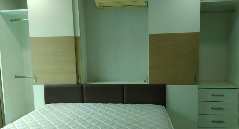 For sale 1 bed condo in Watthana, Bangkok