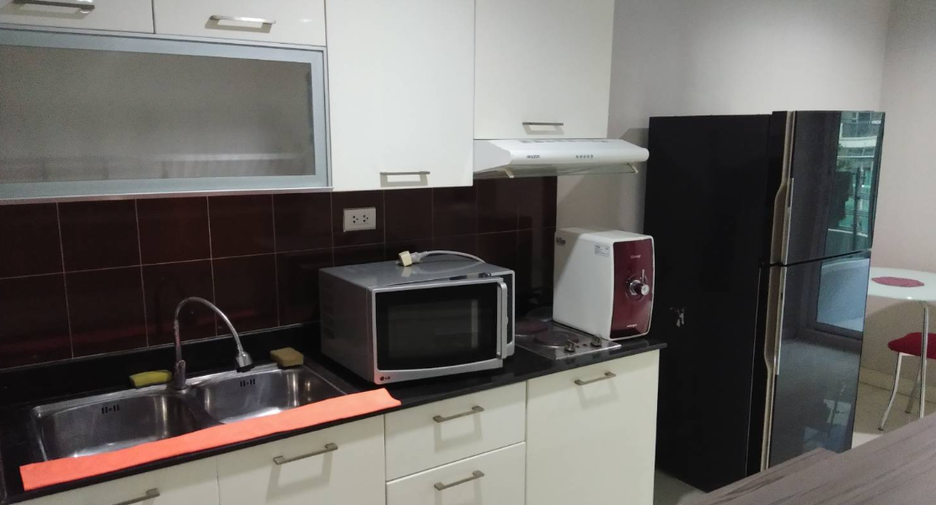 For sale 1 bed condo in Watthana, Bangkok