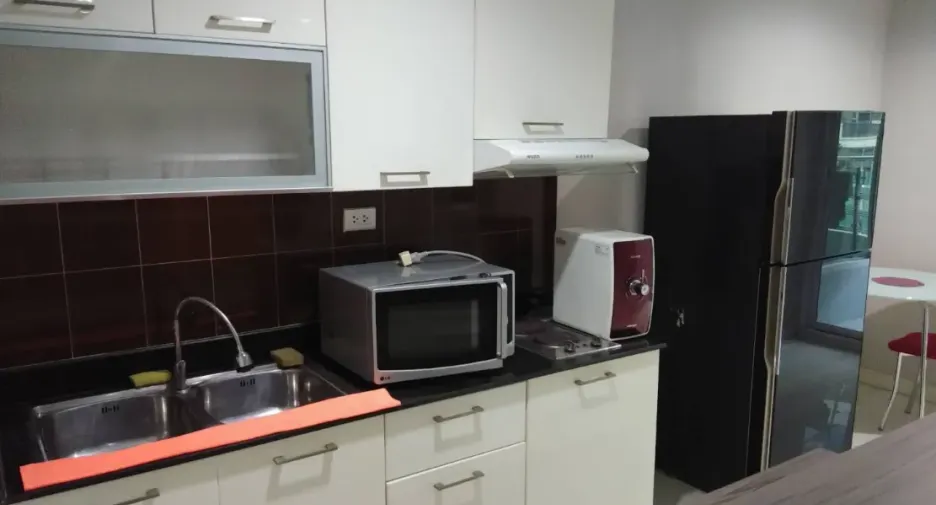 Продажа 1 кровать кондо в Щаттхана, Бангкок
