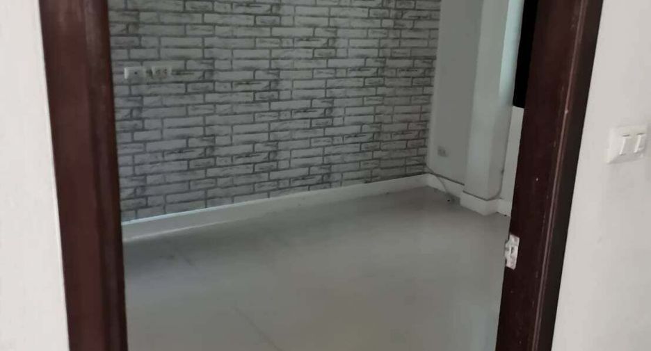 For sale 3 bedrooms townhouse in Mueang Khon Kaen, Khon Kaen