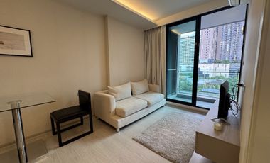 For sale 1 bed condo in Khlong Toei, Bangkok