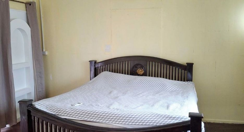 For sale 8 bedrooms villa in Mueang Chiang Rai, Chiang Rai