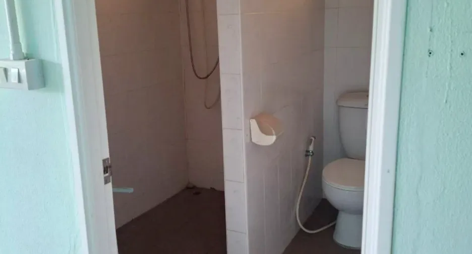 For sale 8 bedrooms villa in Mueang Chiang Rai, Chiang Rai