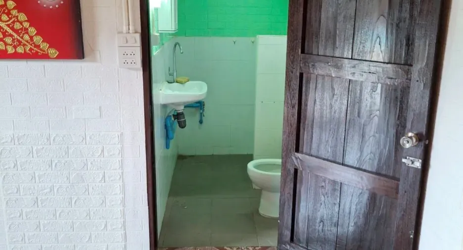 For sale 8 bedrooms villa in Mueang Chiang Rai, Chiang Rai
