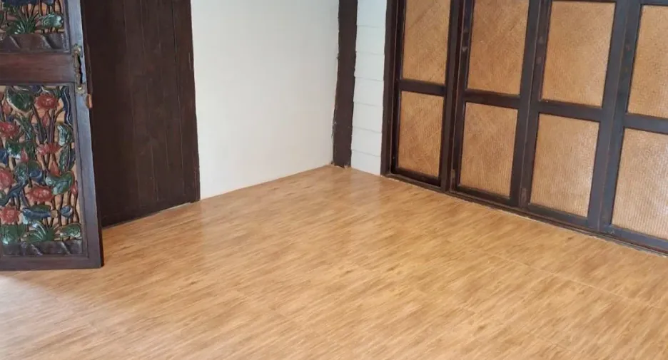 For sale 8 bedrooms villa in Mueang Chiang Rai, Chiang Rai