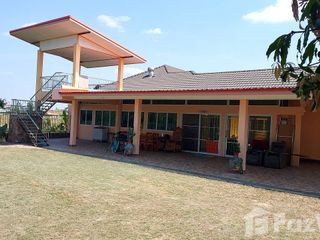 For sale 4 bedrooms house in Mueang Surin, Surin